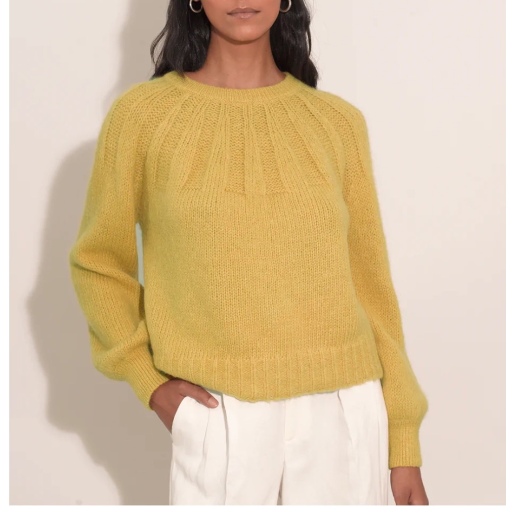 Eleven six Mila sweater in Joy Yellow  XS/S